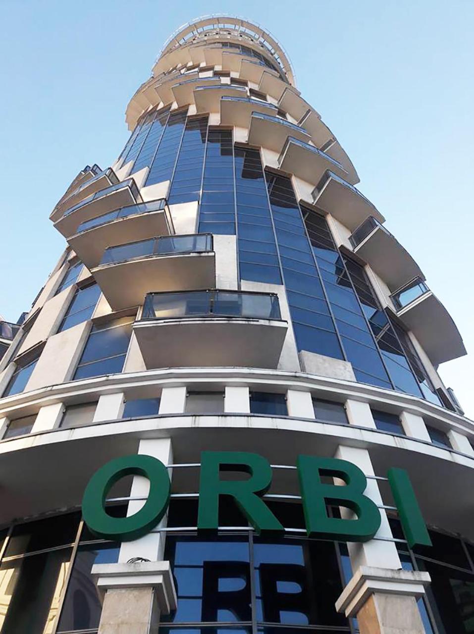 Orbi Apartment Ruslan バトゥーミ エクステリア 写真